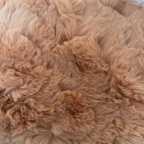 Anthropologie NWT coral faux fur 70” x 60” blanket; top rated, sold out @anthro - Picture 7 of 8
